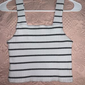 American Eagle Outfitters Crop Top